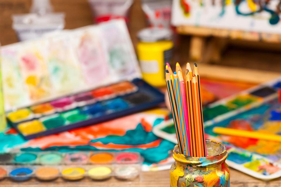 kids art supplies